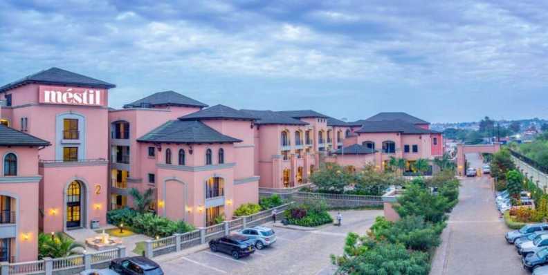 Luxurious Retreats at the Finest Hotels!