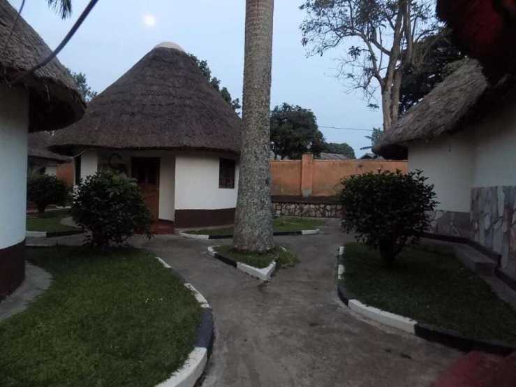 Tooro Resort Hotel
